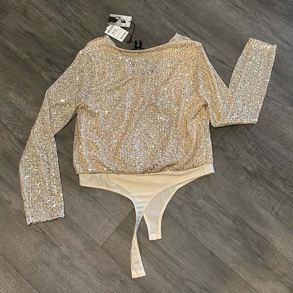 NWT Sincerely Jules sequin bodysuit size medium - Picture 6 of 11